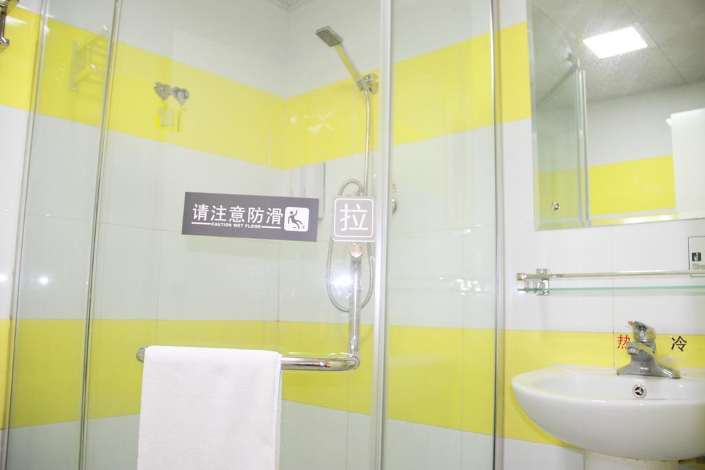 7Days Inn Ningbo Sport Center Yinghua Park Metro Station 外观 照片